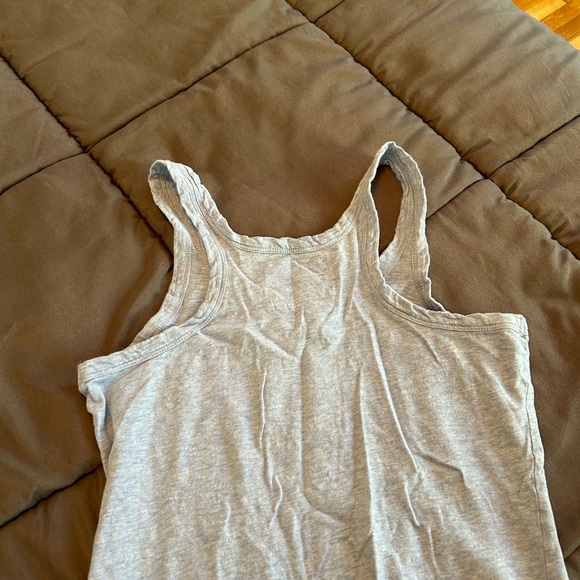 Sumer Tank Tops - Picture 5 of 7